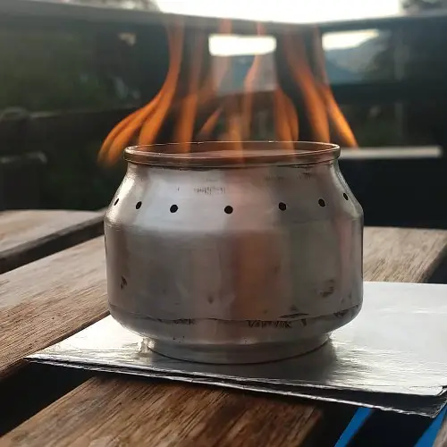 Make a stove with soda can